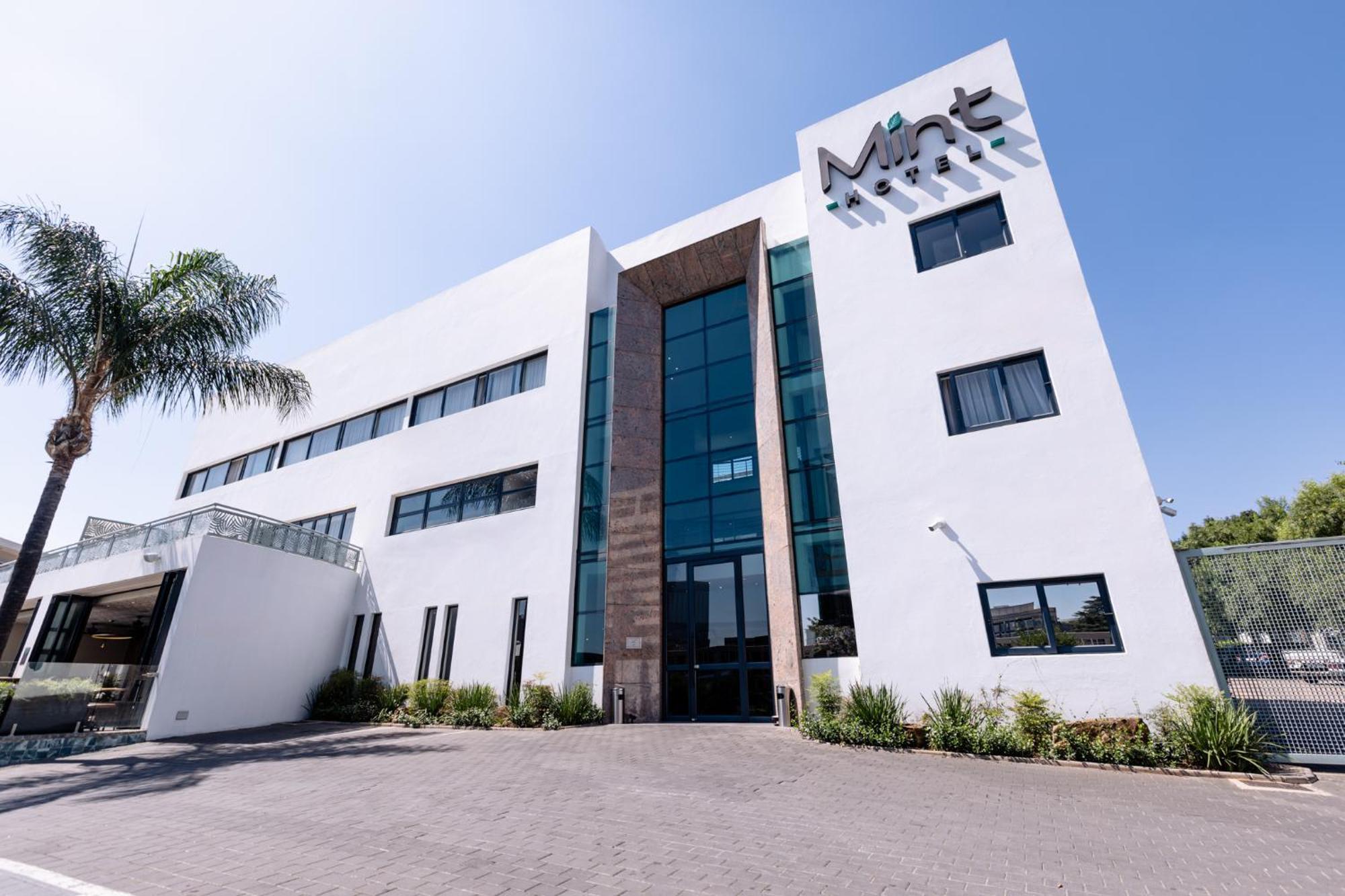 Mint Hotel 84 On Katherine Johannesburg Exterior photo